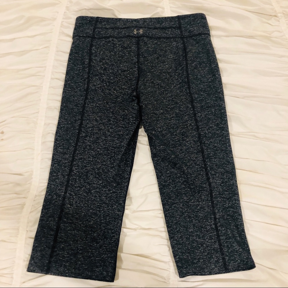 Under Armour Gray Patterned Capri Pant - image 3